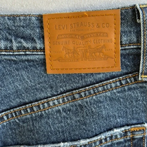 Levi's Ribcage Straight Leg Jeans Size 26 Light Wash High Rise Denim - Picture 8 of 13